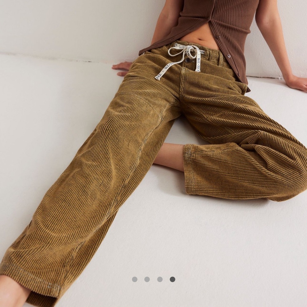 NWOT Free People Roscoe Cord Pull-On Jeans